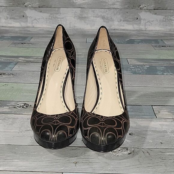 Coach Brown Heels size 7B - Picture 1 of 6